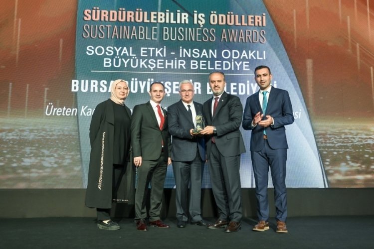 Bursa'ya 'S&uuml;rd&uuml;r&uuml;lebilirlik' &ouml;d&uuml;l&uuml;