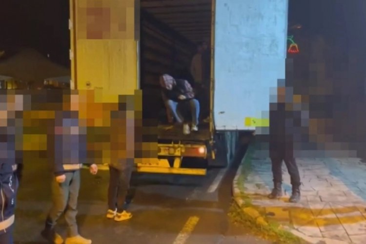Afgan uyruklu 80 d&uuml;zensiz g&ouml;&ccedil;men Ağrı'da yakalandı