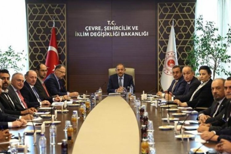 Bakan &Ouml;zhaseki: Deprem b&ouml;lgesinde fırsat&ccedil;ılara m&uuml;saade etmeyeceğiz