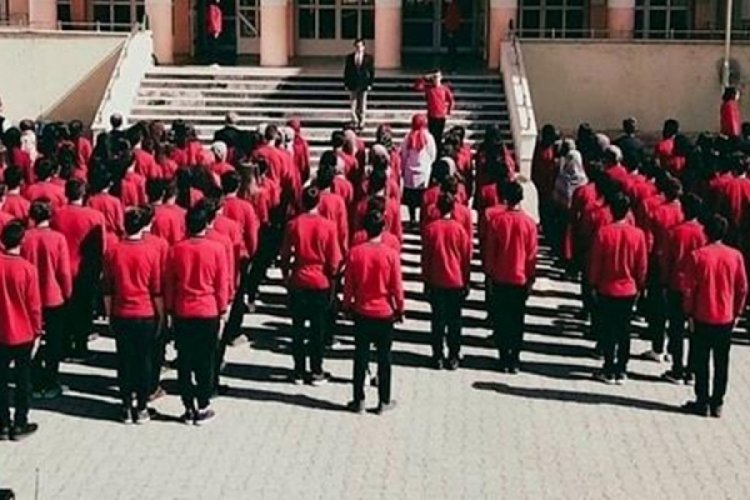 Yarın okullarda Filistin i&ccedil;in saygı duruşunda bulunulacak!