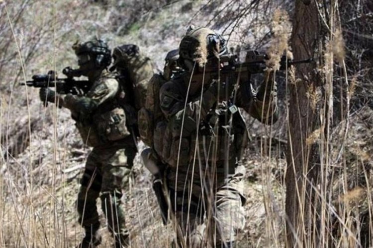 Saldırı hazırlığındaki 5 PKK'lı ter&ouml;rist &ouml;ld&uuml;r&uuml;ld&uuml;