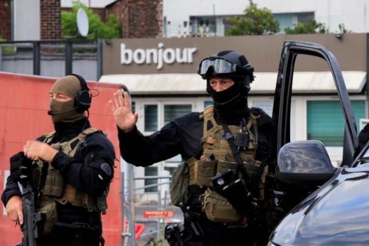 Fransa'da &ccedil;oğalan sahte bomba ihbarlarıyla ilgili soruşturma a&ccedil;ıldı