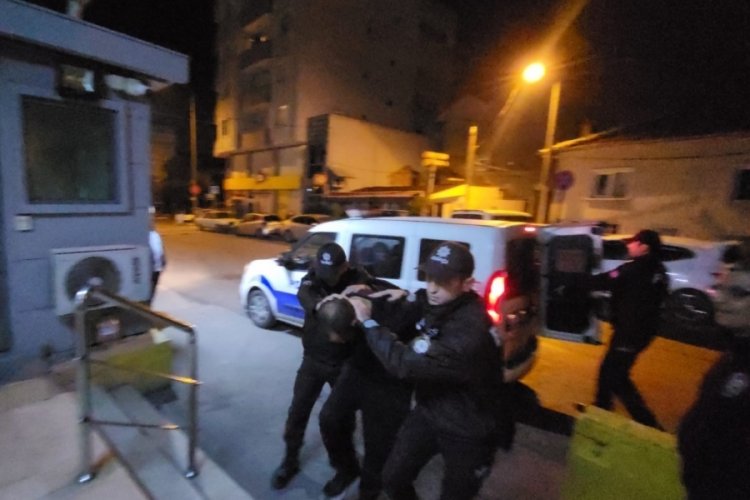 Bursa'da devriye gezen bek&ccedil;iler, su&ccedil; makinesini yakaladı
