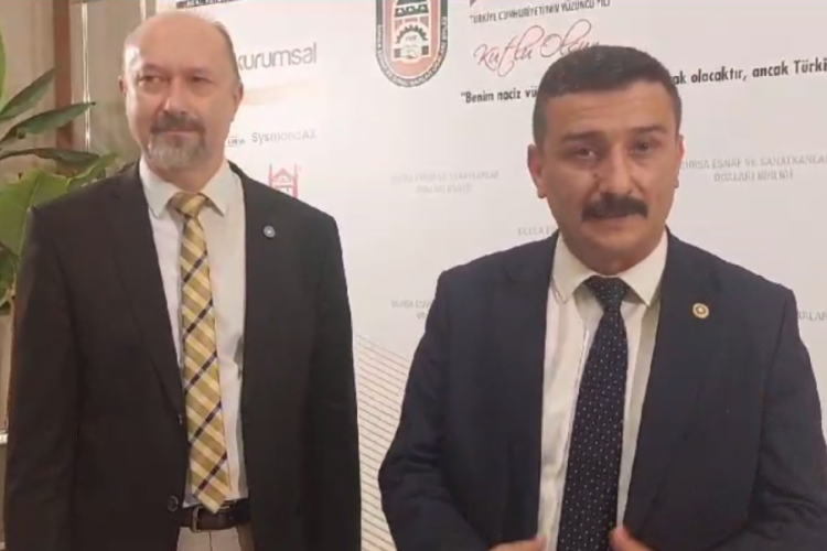 Cumhuriyet Balosu'nda T&uuml;rkoğlu tepkisi!