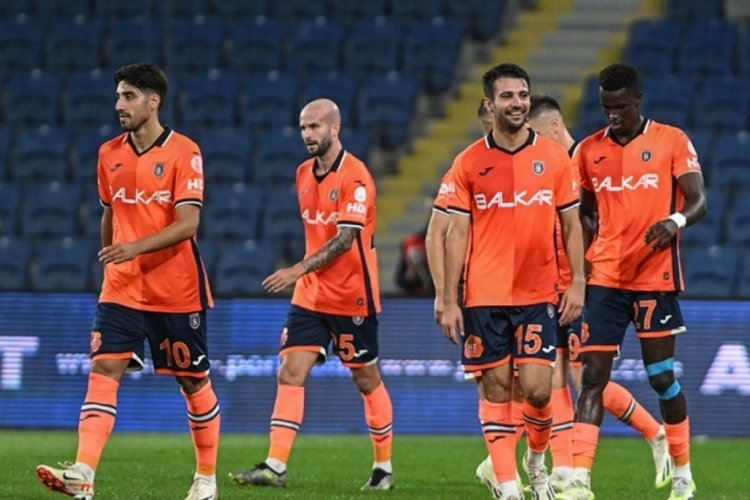 Başakşehir, S&uuml;per Lig'de yarın Samsunspor'a konuk oluyor