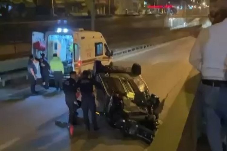 Bursa'da kontrolden &ccedil;ıkan polis otomobiliyle takla attı!