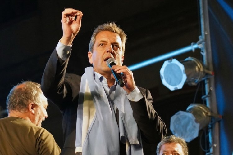 Arjantin'de se&ccedil;imler ikinci tura kaldı