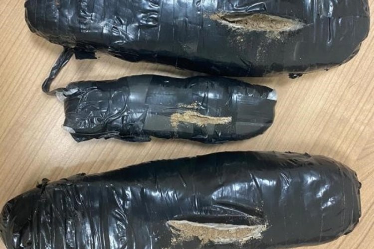 Van'da polis 1 kilo 119,82 gram eroin ele ge&ccedil;irdi