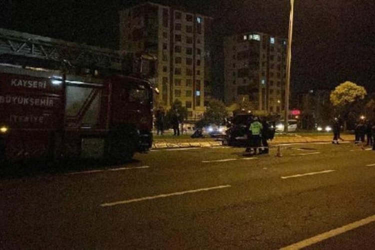 Kayseri'de milli kick boks&ccedil;u Buket Kaya trafik kazasında hayatını kaybetti