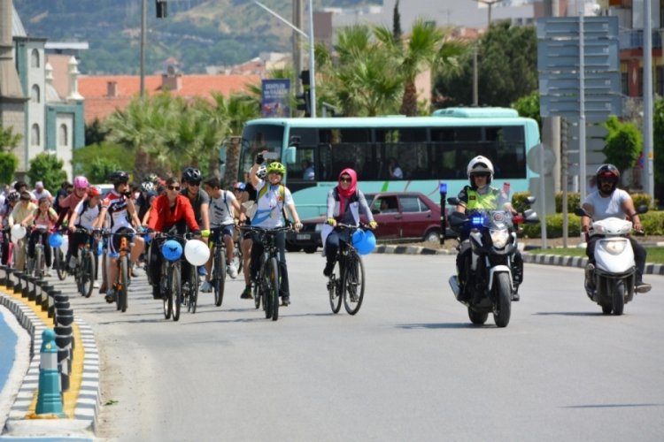 Manisa Bisiklet Platformu, Cumhuriyetin 100. yılında 100 km bisiklet turu d&uuml;zenliyor