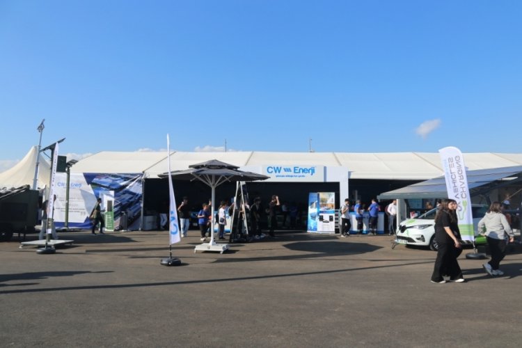 CW Enerji BilimFest'te gen&ccedil;lerle bir araya geldi
