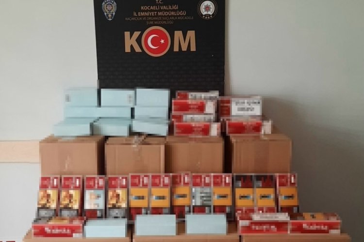 Kocaeli'de yapılana aramada 130 bin g&uuml;mr&uuml;k ka&ccedil;ağı makaron ele ge&ccedil;irildi