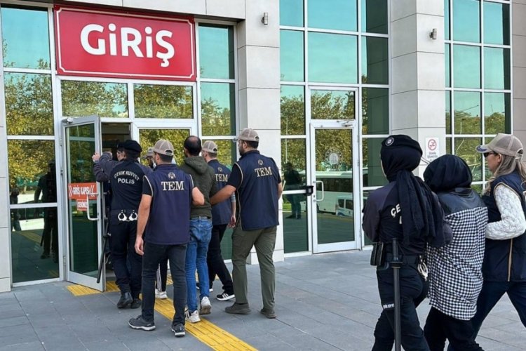 4 ilde PKK operasyonunda 17 ş&uuml;pheliden 9'u adliyede