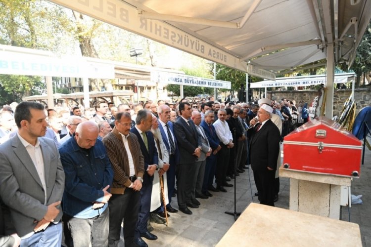 Mustafa Kemal Şerbet&ccedil;ioğlu'nun babası Nuri Şerbet&ccedil;ioğlu son yolculuğuna uğurlandı