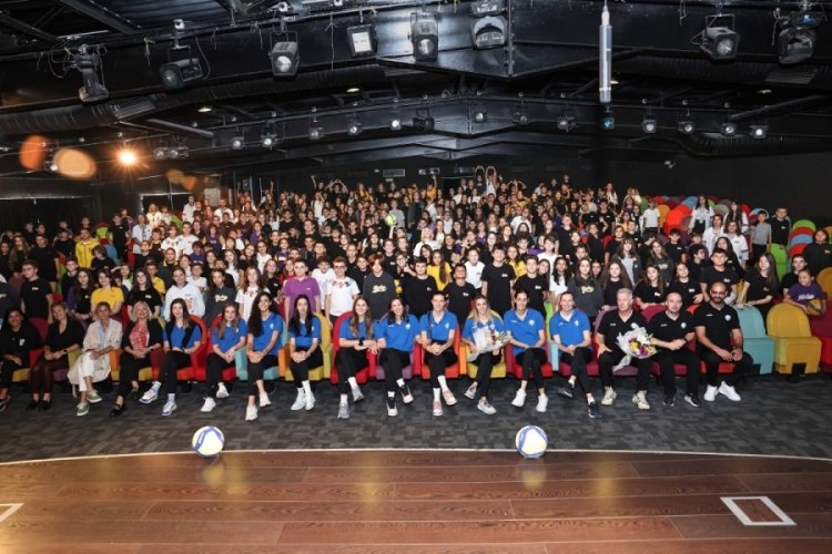 Nil&uuml;fer'in Sultanları &ouml;ğrencilerle bir araya geldi