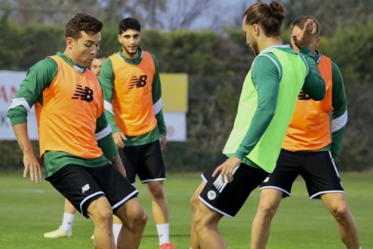 Konyaspor, Adana Demirspor ma&ccedil;ı hazırlıklarına devam etti