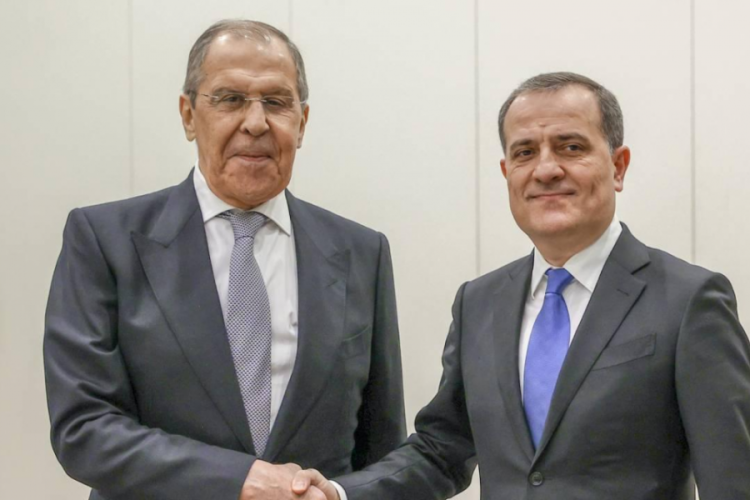 Azerbaycan Dışişleri Bakanı Bayramov ile Rus mevkidaşı Lavrov telefonda g&ouml;r&uuml;şt&uuml;