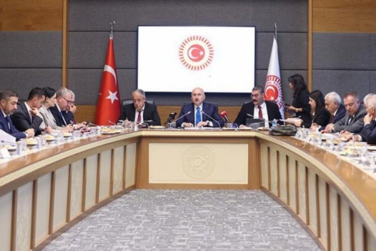 Kentsel d&ouml;n&uuml;ş&uuml;m yasa teklifi kabul edildi