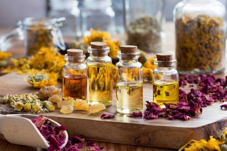 Aromaterapik yağların insan v&uuml;cudunda bıraktığı etkiler