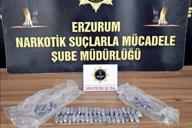 Erzurum'da  i&ccedil; &ccedil;amaşırlarından 470 adet sentetik ecza &ccedil;ıktı