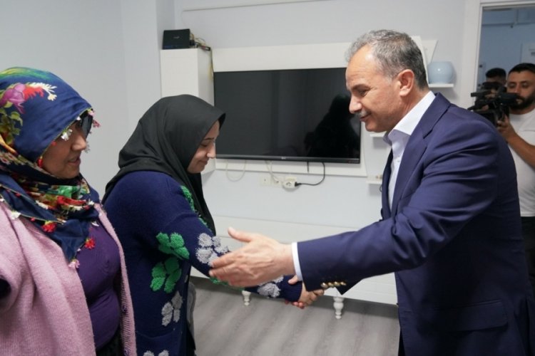 Gen&ccedil; kızın ak&uuml;l&uuml; sandalye talebine Adıyaman Belediyesi kayıtsız kalmadı