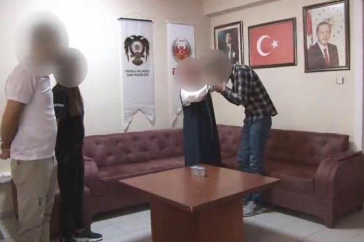 Ağrı'da ikna y&ouml;ntemiyle teslim olmuştu! Ailesiyle buluşturuldu