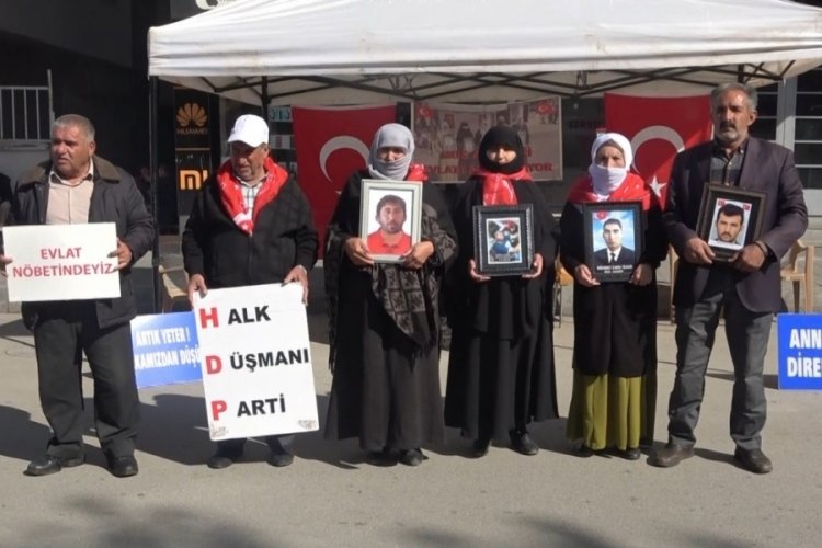 Muş'ta ter&ouml;r mağdurları HDP ve İsrail'e karşı seslerini y&uuml;kseltiyor