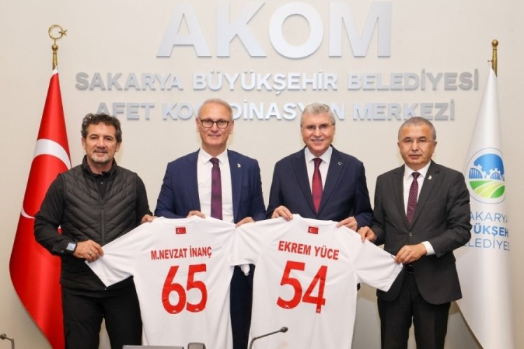 A Milli Hentbol Takımı Sakarya'da parkeye &ccedil;ıkacak