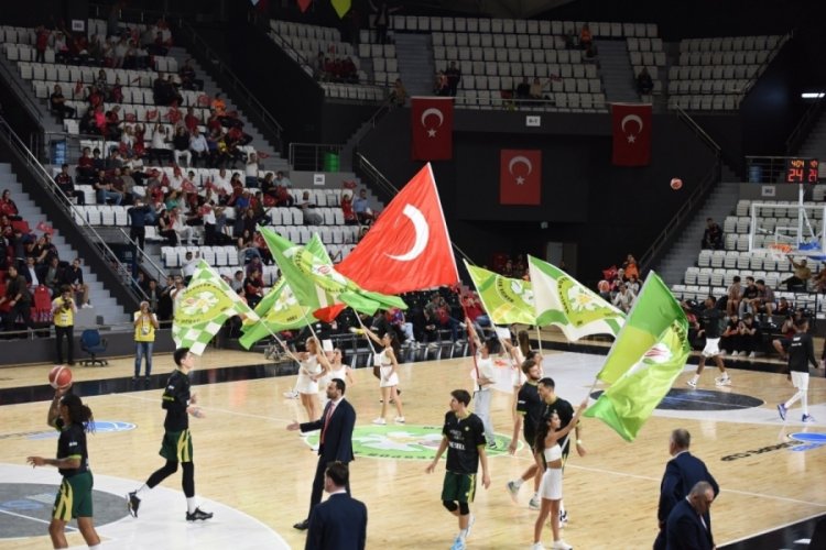 Manisa B&uuml;y&uuml;kşehir Belediyespor Basketbol Takımı Norrkoping Dolphins'i yendi