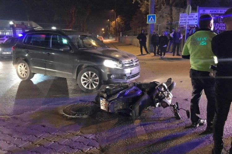 Sakarya'da cip ile motosiklet &ccedil;arpıştı