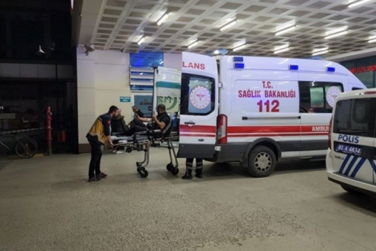 D&uuml;zce'de ormandan topladıkları mantardan 3'&uuml; &ccedil;ocuk 8 kişi zehirlendi