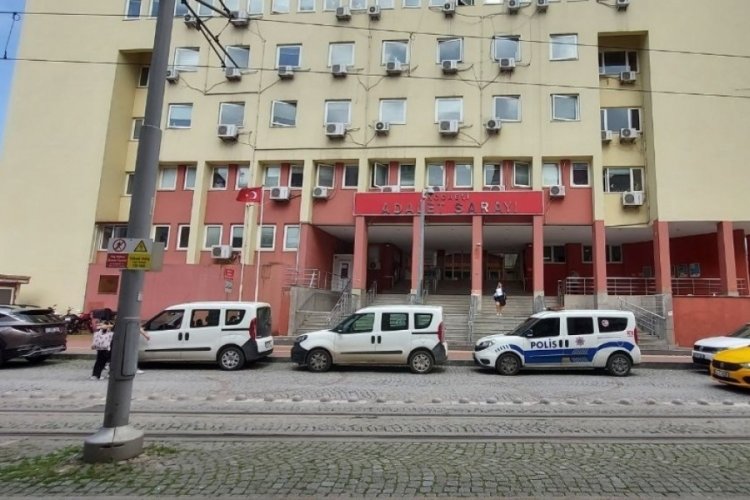Kocaeli'de dolandırıcılık su&ccedil;undan yargılanan sanık: "Beni de dolandırdılar"