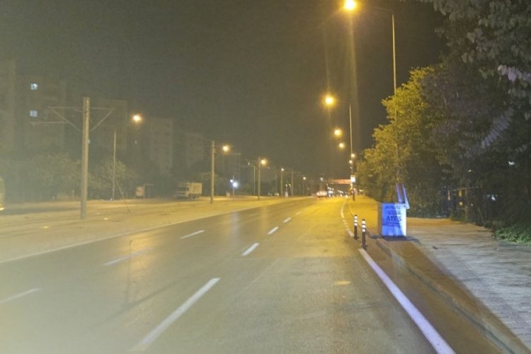Antalya'da motosikletinin peşinden koşarak, "Kardeşim versene motosikletimi" demesi g&uuml;ld&uuml;rd&uuml;