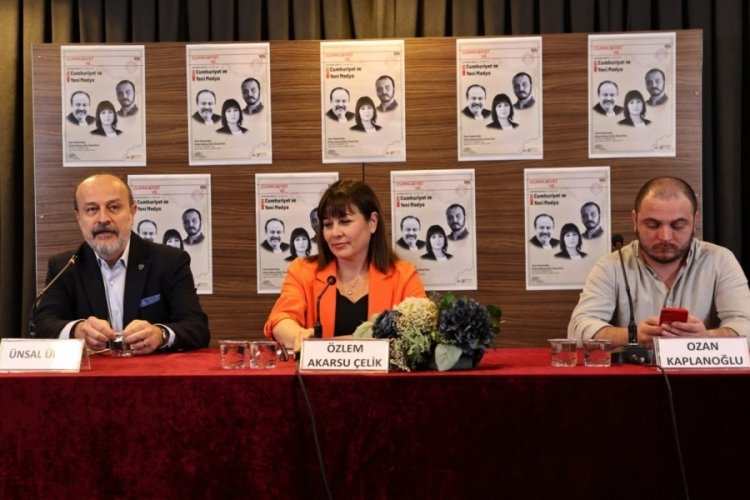 Bursa'da "Cumhuriyet ve Yeni Medya" konuşuldu