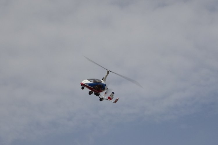 Cayrokopter ile havadan trafik denetimi