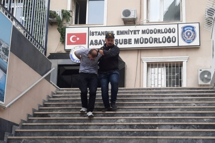 İstanbul'da kendisini polis, savcı gibi unvanlarla tanıtıp bir kişiyi 1 milyon lira dolandırdı