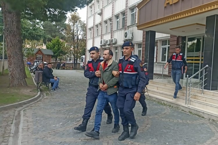 Samsun'da 1 camiyi yakıp, 2'sini de yakmaya &ccedil;alışan ş&uuml;pheli tutuklandı