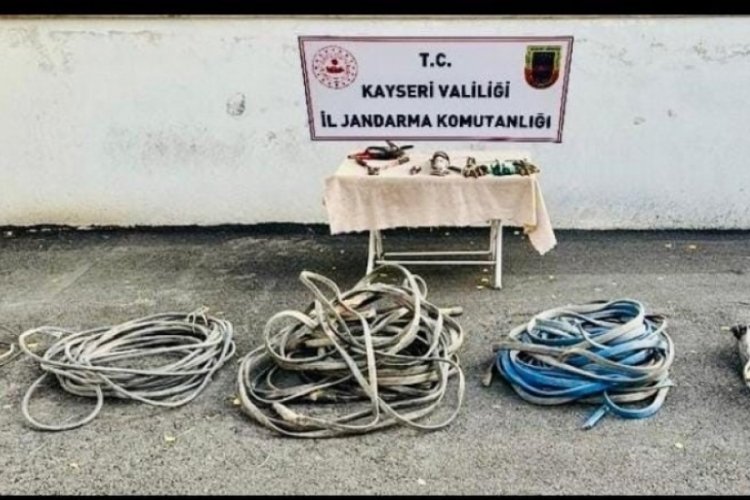 Kayseri'de jandarmadan kablo hırsızlarına su&ccedil;&uuml;st&uuml;