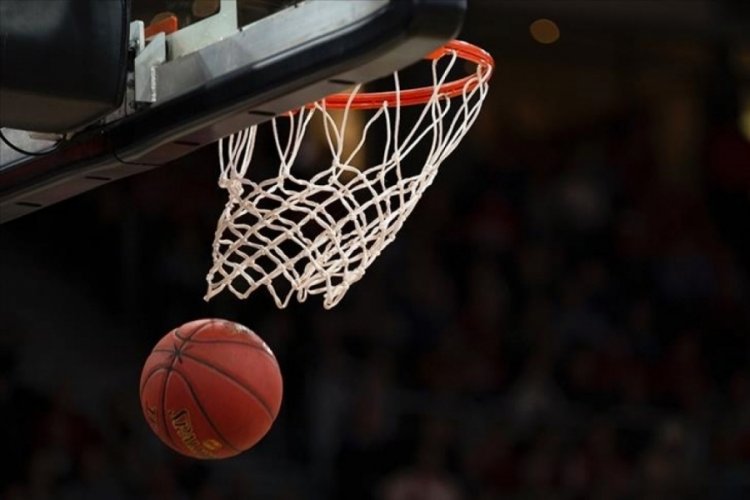 Umana Reyer takımı, Bursa Uludağ Basketbol'u 80-64 yendi