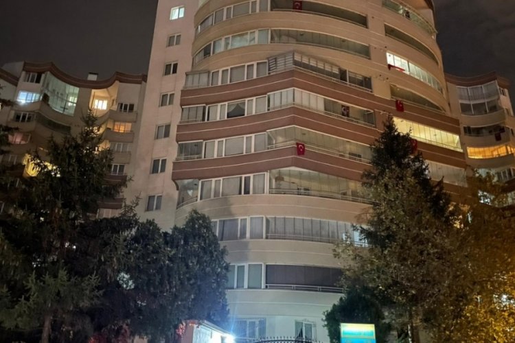 Ankara'da tartıştığı ağabeyini tabancayla &ouml;ld&uuml;ren şahıs intihar etti