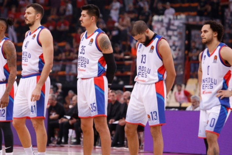 Anadolu Efes, Yunanistan'da kayıp