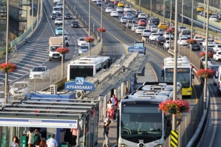 İstanbul'da hafta sonu toplu taşıma &uuml;cretsiz olacak