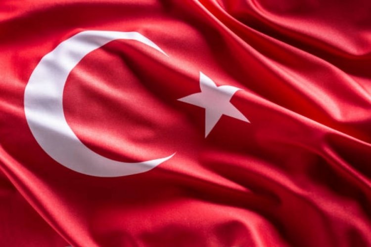 Bursa iş d&uuml;nyasından 100. yıl mesajı: T&uuml;rkiye Cumhuriyeti g&uuml;&ccedil;l&uuml; geleceğine y&uuml;r&uuml;yor
