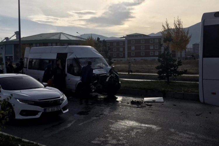 Erzurum'da zincirleme kaza!