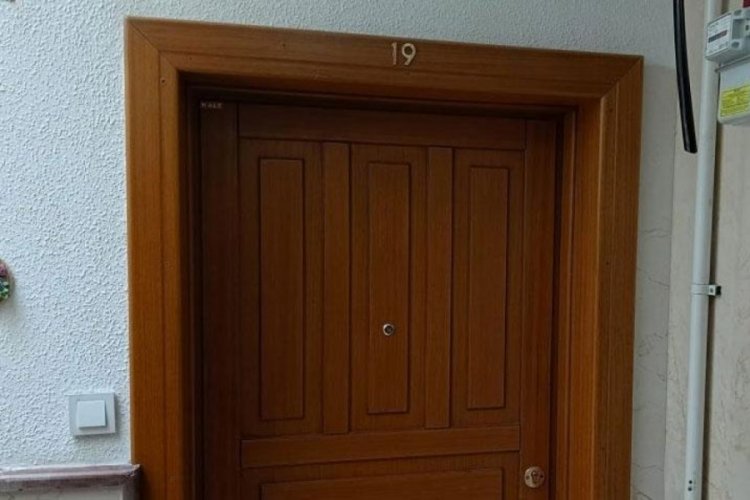 Ankara'da &ouml;ld&uuml;rd&uuml;ğ&uuml; ağabeyi ile son yolculuğuna uğurlandı