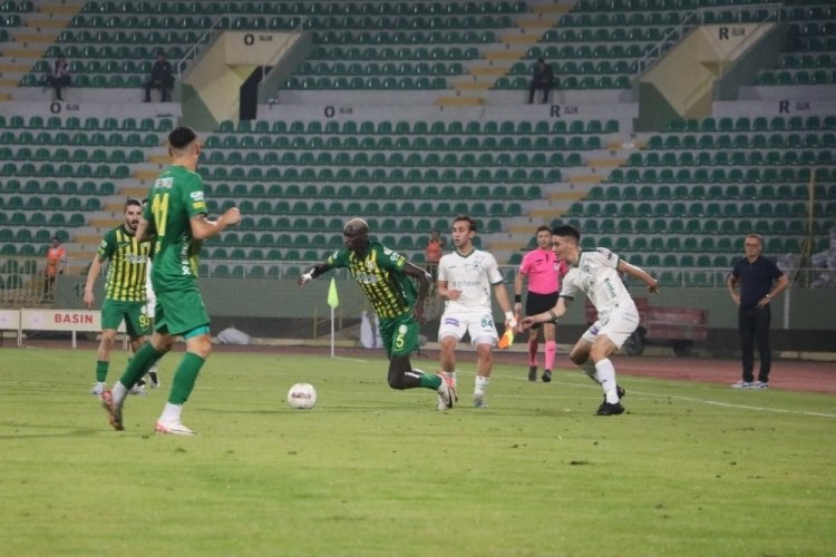 Şanlıurfaspor ile Giresunspor berabere kaldı