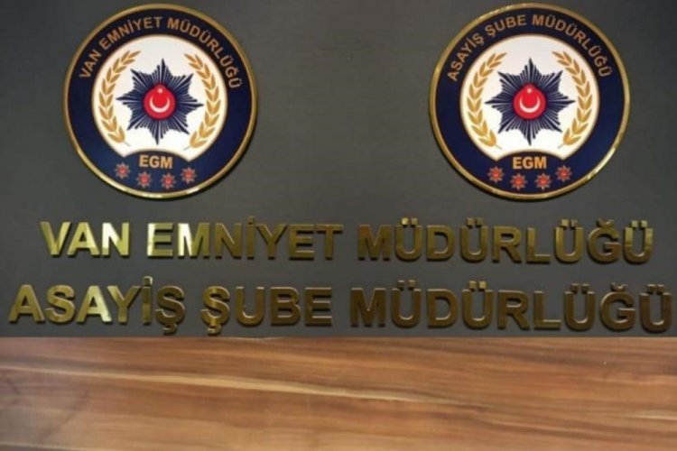 Van'da değişik su&ccedil;lardan 21 kişi tutuklandı