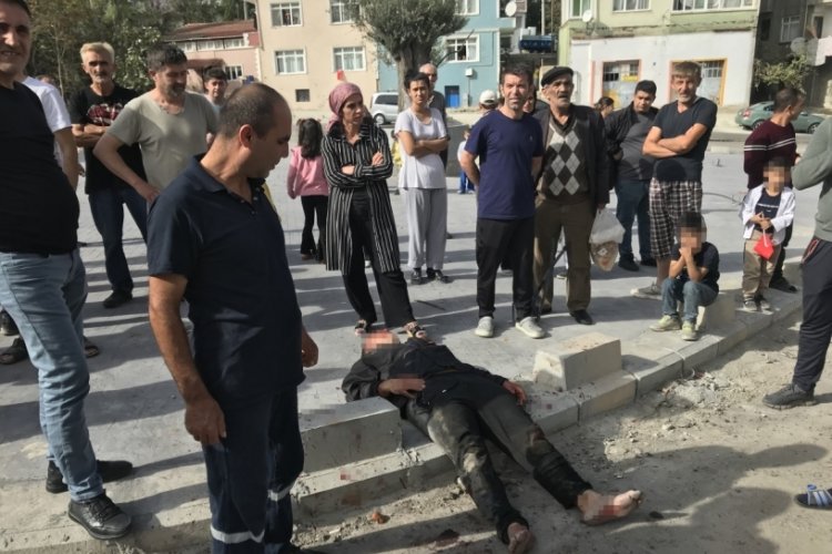 Tekirdağ'da bı&ccedil;aklı kavga: 3 yaralı