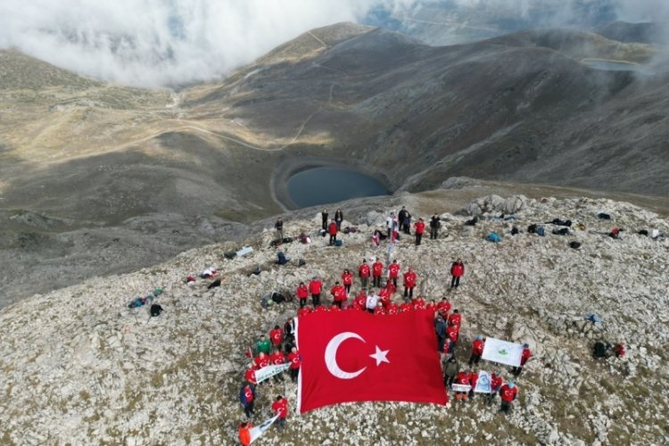 Bursa'da dağcıların '100. Yıl' zirve tırmanışı