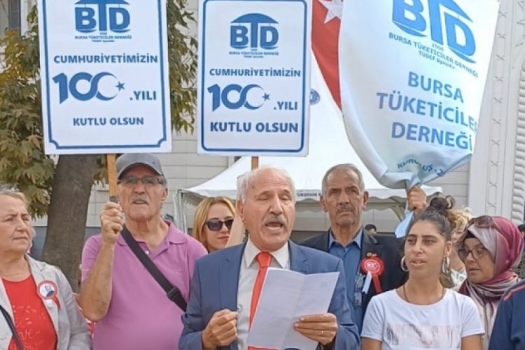 Bursa T&uuml;keticiler Derneği Cumhuriyet'in 100. yılını kutladı